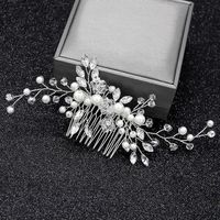 Accessoires de cheveux rétro pour femmes : peigne de mariée, bijoux en perles, ornements de cheveux pour femmes