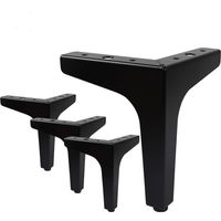 Lot de 4 Pieds de Meubles Charge Jusqu'à 600 KG, Pied de Table Modernes en Métal en Forme de Triangle,avec 4 Protège Pieds, Noir,17cm