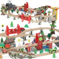 Holzzug-Set. 100 Teile. magnetischer Kran. Buchenholz. Bunt