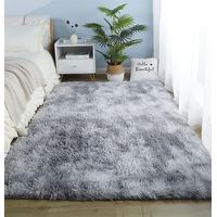 Tapis enfant shaggy antidérapant – Fausse fourrure ultra douce – 80 x 120 cm – Décoration intérieure – Gris clair