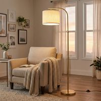 Vasagle – Lampadaire arc réglable en hauteur 150–175 cm – Abat-jour en tissu doré – Interrupteur au pied – Lumière douce et agréable
