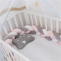 Paracolpi per culla Promozione: Cuscino a forma di serpente da 1,5 m, in velluto intrecciato, protezione per bambini, recinzione in tessuto anticollisione (bianco + grigio + rosa)
