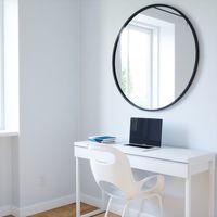 Umbra Hub Specchio da parete rotondo decorativo 91 cm, Nero