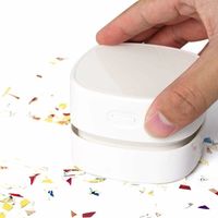 Mini-Handstaubsauger, wiederaufladbarer Tischstaubsauger für Tisch, Schreibtisch, Kissen, Auto, Tastatur, Krümelfänger, mit USB-Anschluss und Bürste, Weiß - LIAIKI