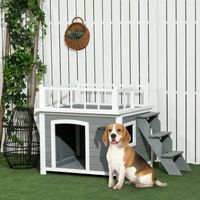 Niche surélevée en bois de sapin avec balcon, escalier et fenêtre pour chien moyen et grand. Maisonnette avec terrasse et plateforme.