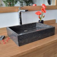 Vasque à poser en marbre noir – Dimensions L 45 x l 35 x h 10 cm – Pente d'écoulement courbe pour confort d'utilisation – Ocean Line