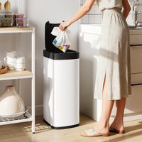 Poubelle de cuisine automatique 50 L, détecteur de mouvement, fonctionne sur piles, 26,5 x 35,5 x 68 cm, couleur crème