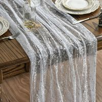 Lot de 3 chemins de table Artoid Mode Gaze Tulle Blanc Argenté 70x300 cm, déco intérieur pour fêtes.