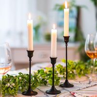 Lot de 3 bougeoirs cône noirs en métal, diamètre 2 cm, pour table mariage et décoration intérieure.