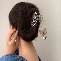 1 épingle à cheveux avec pendentif papillon en forme de cœur, chaîne antidérapante, bijou de fête pour fille (papillon)