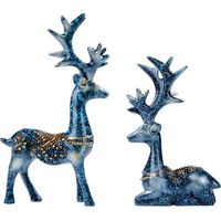 Moderne Hirschskulptur aus Kunstharz, Weihnachtsschmuck, Hirschstatue aus Kunstharz, Geburtstags- oder Hochzeitsgeschenk, Dekoration für Büro, Auto oder Tisch