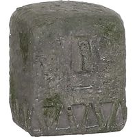 Graue Statue 9x8x9,5cm