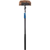 Balai à eau télescopique 6,5 m avec brosse multifonctions, raclette et distributeur de savon - NEXXT