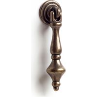 Bouton de meuble Style classique Fabriqué en Zamac Finition cuir vieilli Mesures 207115mm Système de fixation 2 unités - talla