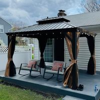 PURPLE LEAF Pergola de Jardin Extérieur, Hardtop Tonnelle, Gazebo Aluminium avec Moustiquaire, Rideaux et Guirlande LED, Pavillon de Jardin à Double Toit en Acier Galvanisé, 3,65 x 3 m, Bronze