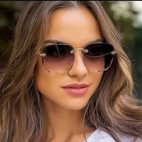 Lunettes de soleil carrées sans monture pour femmes, marque de luxe, créateur, été, rouges, mode, lunettes de soleil pour hommes, protection UV400, lunettes de soleil