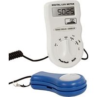 Outil de mesure PeakTech 5025 mesure 0-50000 lux