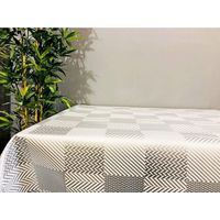 Nappe très épaisse imprimée, protège Table Type Gomme 2mm Tailles et Motifs au Choix, Nappe Anti-Tache MadeInNature - Rectangle 140x180cm - Géométrique.