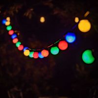 Guirnalda de luces LED multicolor de 6 m con 40 bolas para decoración de interiores y exteriores, fiestas, cumpleaños y bodas.