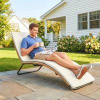 Sonnenliege aus Rattan – Design-Gartenstuhl – S-Form – Stabiles Stahlgestell – Kissen – Creme