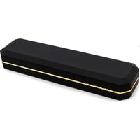 Boîte à bijoux de luxe en velours noir, avec éclairage LED intégré.