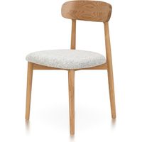 Stuhl aus naturbelassenem Massivholz mit bequemer Sitzfläche in hellgrau meliertem Stoff – Modernes, elegantes Design