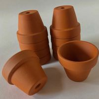 Lot de 4 mini-pots en terre cuite H. 4 cm
