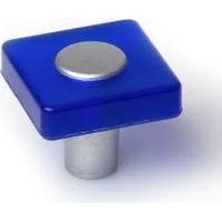 Quadratischer Knopf aus PVC, opalblau, 30x30mm, H.26mm, 1 Stück mit Schrauben.