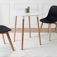 The Home Deco Factory – Table de salle à manger ronde bicolore – Pieds en bois brut – 4 places – Design moderne pour intérieur élégant