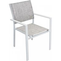 Auszug stapelbarer Stuhlsessel mit Aluminiumstruktur sitzt und Hintergrund - White