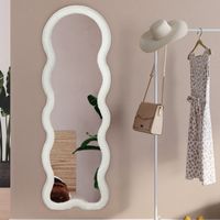Espejo Wave en tejido bouclette crema 150 x 50 cm