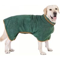 Serviette de bain verte pour animaux, taille M, recommandée pour les animaux pesant entre 11 et 23 kg. Un peignoir doux et à séchage rapide.