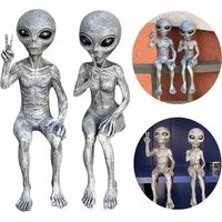 AIITLLYNA Alien Statuette,Set of 2 Space Alien Statues,Extra Terrestrial Statue,Garden Figurine,Resin Sculpture for Home Office Garden Patio Yard Lawn