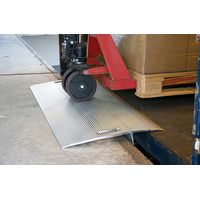 Alu-Überladebrücke - Länge 575mm / Breite 2000mm - Traglast 1200kg - VT6020