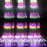 Guirlandes lumineuses Cascade LED Débit D'eau Effet De Neige Rideau Fée Suspendue Scintillant Débit D'eau Lumière pour Lampe Décor (6 × 3m,640leds,couleur) GROOFOO