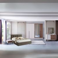 Camera da letto con armadio con specchi e letto contenitore colore beige - Piedra