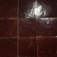 Zellige Marocain traditionnel. véritable. artisanal 10x10cm ép. 1.2cm -
