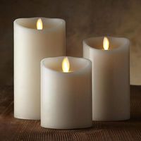 LED-Kerzen, 3er-Set dekorative Kerzen (10 cm, 12,5 cm, 15 cm), mit 10-Tasten-Fernbedienung. Blinkende LED-Flamme aus echtem Paraffin.