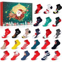 Calendrier de l'Avent 2024 pour enfants avec chaussettes - Coffret cadeau de l'Avent 24 jours - Compte à rebours jusqu'à Noël - Motifs Père Noël, rennes, bonhomme de neige et sapin de Noël