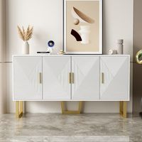 Buffet blanc moderne et luxueux, doté de portes texturées haute brillance et de poignées dorées modèle à 4 portes avec étagères réglables en hauteur.