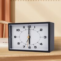 Reveil Analogique de Bureau Silent - Analog Alarm Clock Quiet Battery Operated Plastic Minimalist Desk Analog Clock pour Salon Chambre Jaune Noir 14.7x9.2x4.5cm / 5.8x3.6x1.8in
