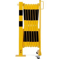 Poste barrera con rejas de pantógrafo tubo cuadrado 70 x 70