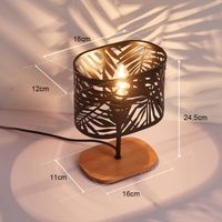 Lampada da tavolo in ferro battuto GOECO, design traforato, nero, 18x12x24,5 cm, base in legno, E14, cavo da 1,8 m
