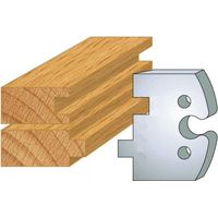 JEU DE 2 FERS PROFILES ACIER HT.50MM N°202