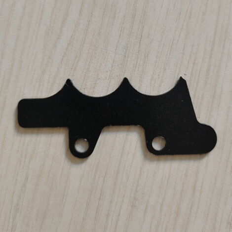 Pince à bois Bumper Spike originale Husqvarna pour tronçonneuses Husqvarna 36, 41, 136, 137, 141 et 142. Plaque de guidage en acier inoxydable pour une prise et une stabilisation auxiliaires du bois.