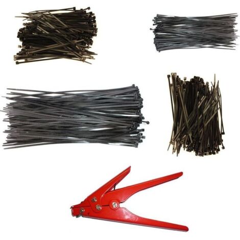 Pince et colliers plastiques assortis