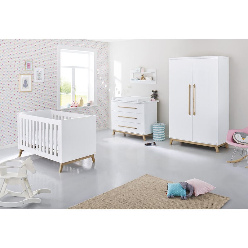 Pinolino - Chambre de bébé 'Riva' large3 pièces : lit de bébé évolutif, commode à langer large et armoire à 2 portes - blanc