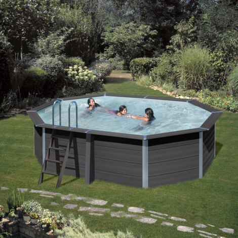 Piscine ovale composite 5,24m x 3,86m x H: 1,24m