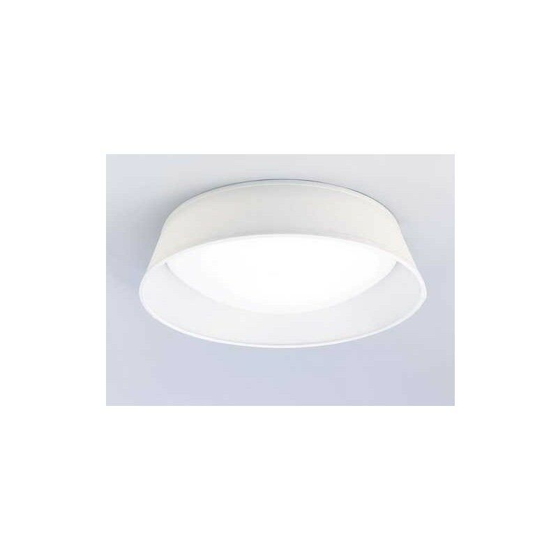 

Plafon 3 luces con pantalla blanca modelo NORDICA DE en promoción - Mantra