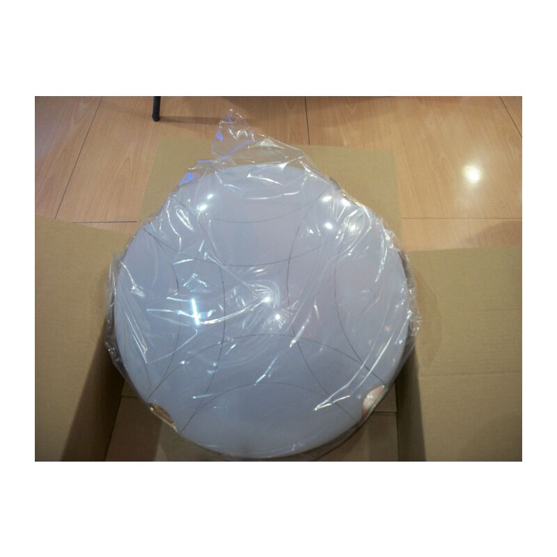 Plafoniera tonda con diffusore satinato e righe